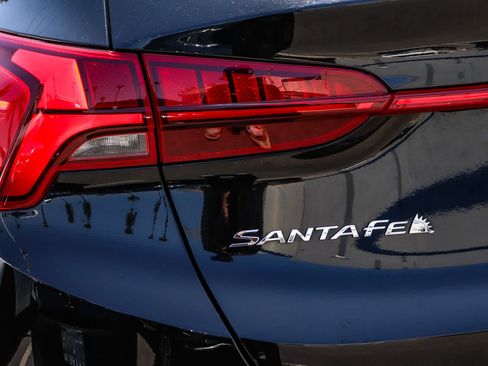 Used 2022 Hyundai Santa Fe Limited AWD/4WD image 11