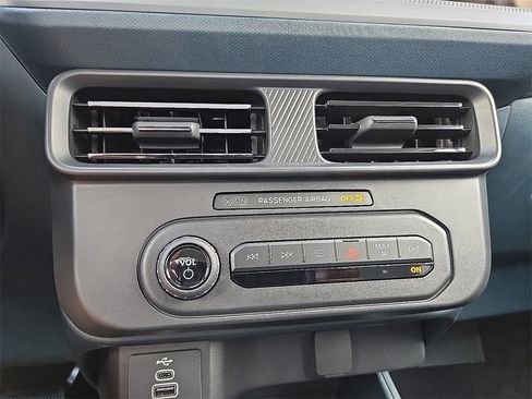 New 2025 Ford Maverick XL w/ Equipment Group 102A image 15