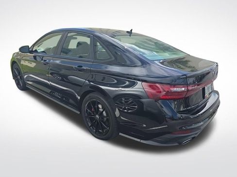 Used 2025 Volkswagen Jetta GLI Autobahn w/ GLI Black Package FWD image 4