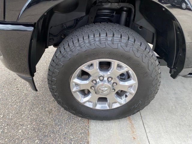 Used 2022 RAM 3500 Laramie AWD/4WD image 13