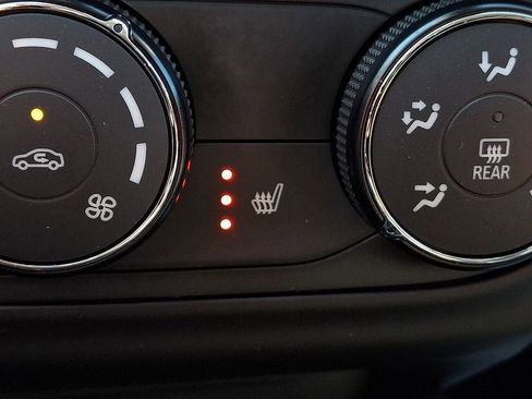 Certified 2024 Chevrolet Trax LS w/ LS Convenience Package image 23