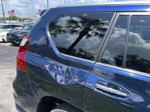 Used 2021 Lexus GX 460 Premium AWD/4WD image 18