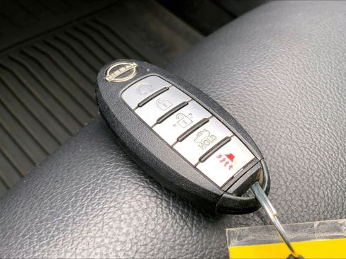 Used 2023 Nissan Altima 2.5 SR w/ SR Premium Package FWD image 15