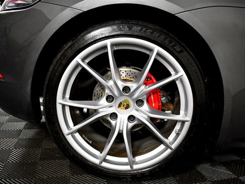 Used 2017 Porsche 718 Cayman S image 42