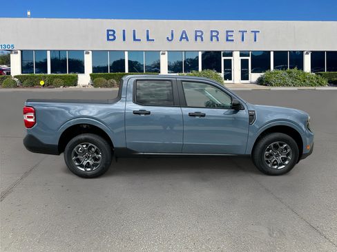 New 2026 Ford Maverick XLT w/ XLT Luxury Package FWD image 3