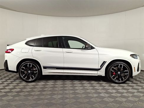Certified 2023 BMW X4 M40i image 10