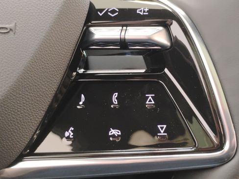 New 2025 Cadillac Lyriq Sport image 37