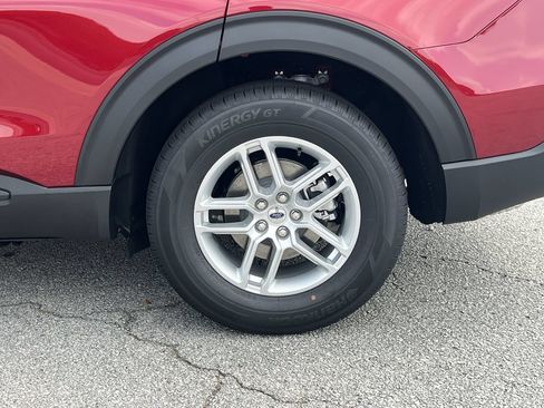 New 2027 Ford Explorer Active w/ Active Comfort Package RWD image 24
