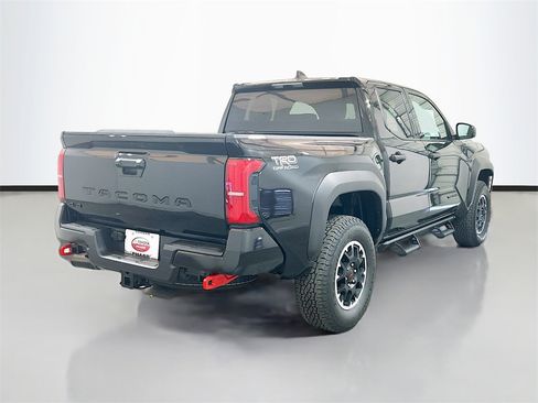 New 2025 Toyota Tacoma TRD Off-Road image 4