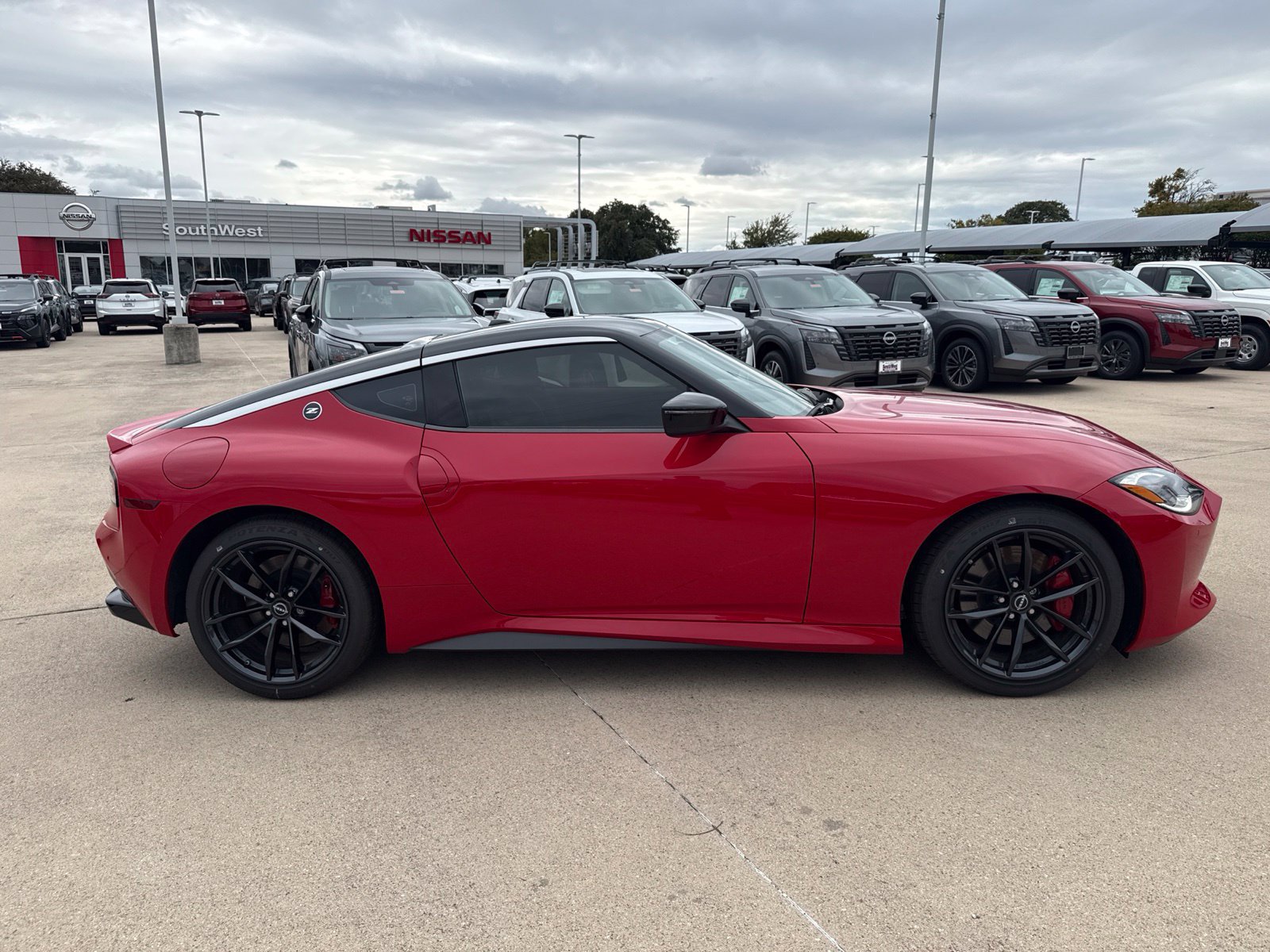 Used 2025 Nissan Z Performance w/ Floor Mat Package RWD image 4