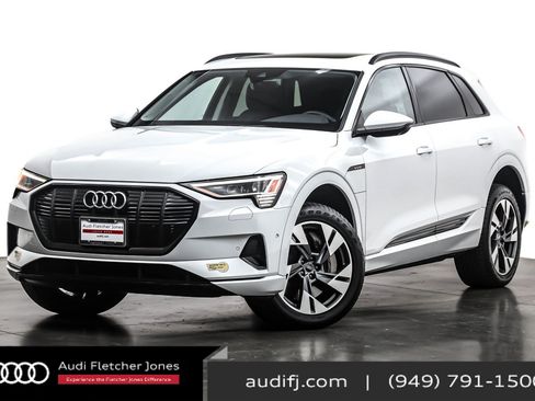 Used 2022 Audi e-tron Premium w/ Convenience Plus Package image 1