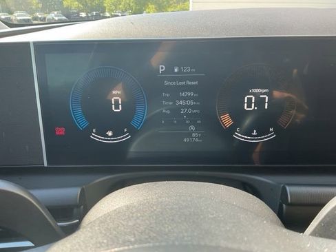 Used 2025 Hyundai Tucson SEL AWD/4WD image 19