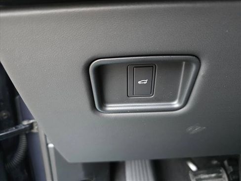 New 2026 Land Rover Range Rover Sport SE image 26