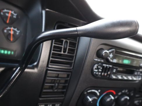 Used 2001 Dodge Dakota SLT image 31