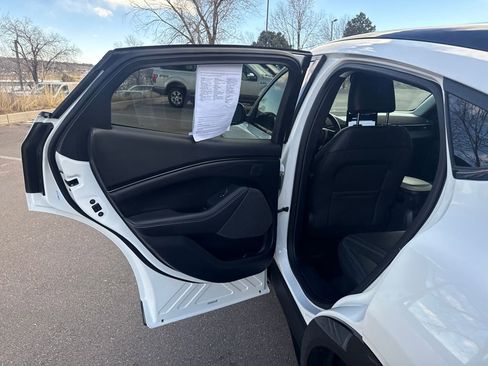 Certified 2024 Ford Mustang Mach-E Premium image 18