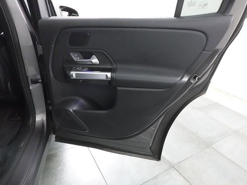 Used 2023 Mercedes-Benz EQB 300 4MATIC w/ Exclusive Package image 32