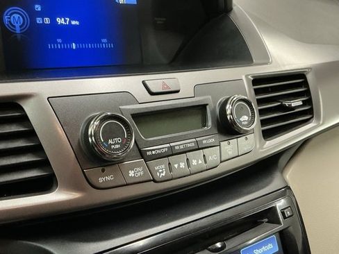 Used 2015 Honda Odyssey EX image 23