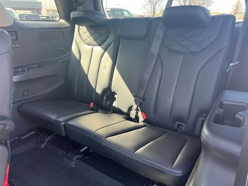 Used 2021 Hyundai Palisade Limited image 24