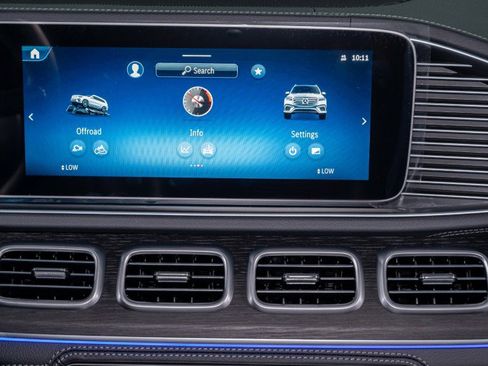 New 2026 Mercedes-Benz GLS 580 4MATIC image 20