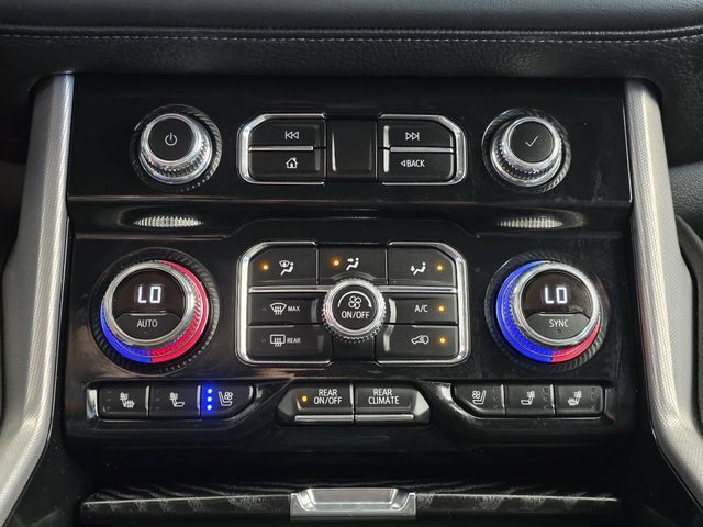 Used 2024 GMC Yukon Denali RWD image 17