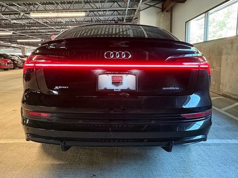 Used 2022 Audi e-tron Premium AWD/4WD image 7