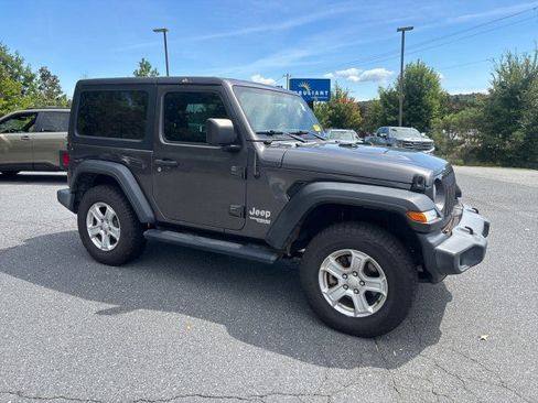 Used 2021 Jeep Wrangler Sport AWD/4WD image 8