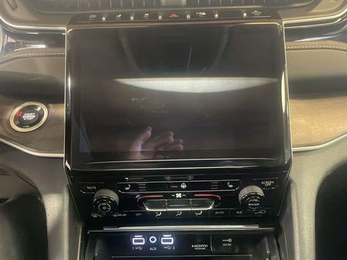 Certified 2024 Jeep Grand Cherokee Limited 4xe AWD/4WD image 14