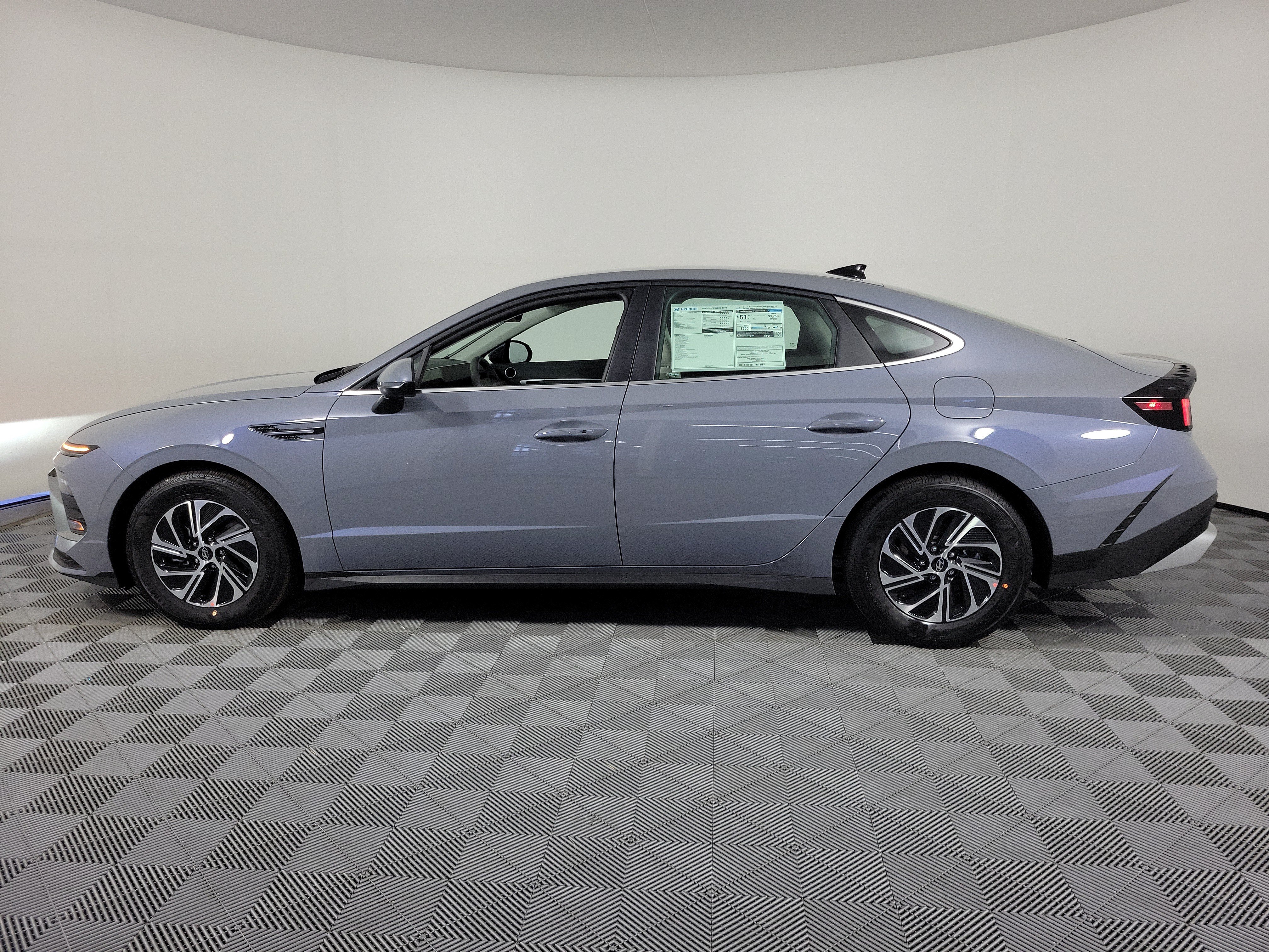 New 2026 Hyundai Sonata Blue FWD image 39