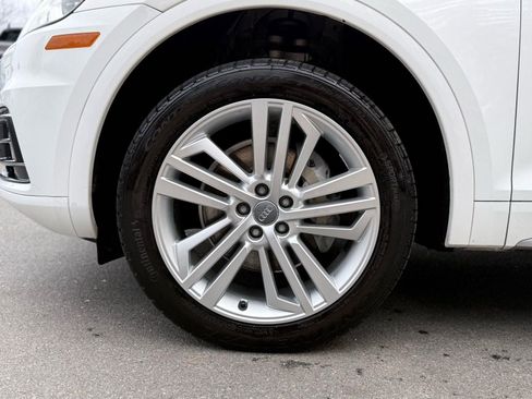 Used 2018 Audi Q5 2.0T Premium Plus w/ Premium Plus Package image 17