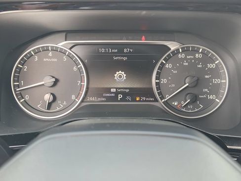 Used 2026 Nissan Pathfinder SV w/ SV Premium Package FWD image 17