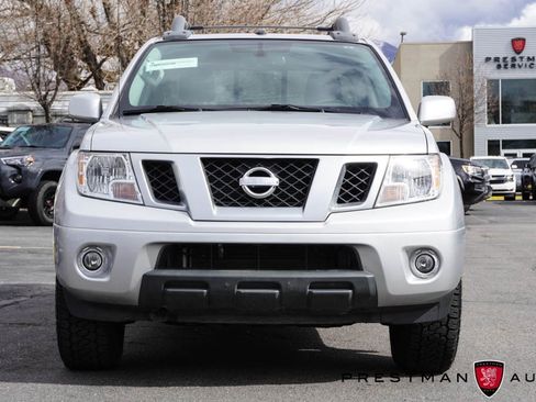 Used 2021 Nissan Frontier PRO-4X w/ Pro-4x Utility Package image 18