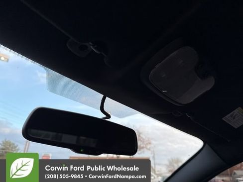 Used 2012 Dodge Avenger SE image 17