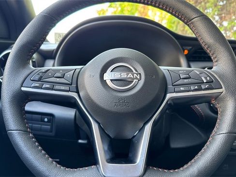 Used 2024 Nissan Kicks SR w/ SR Premium Package image 26