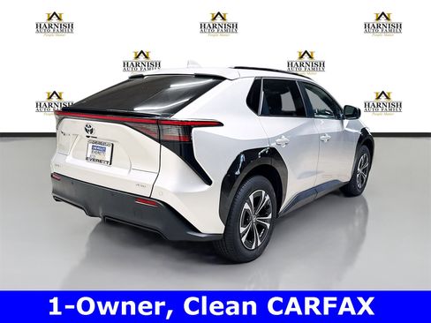 Used 2024 Toyota bZ4X XLE image 5