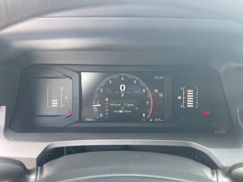 Used 2025 Toyota Tacoma SR5 AWD/4WD image 4