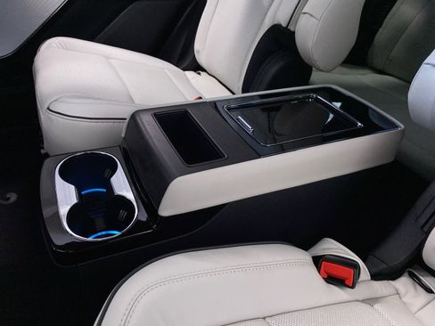 New 2026 Lincoln Aviator Black Label AWD/4WD image 39