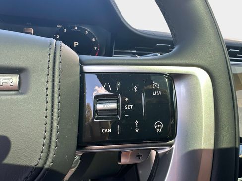 New 2026 Land Rover Range Rover Long Wheelbase SE image 28