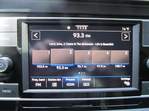 Used 2022 Volkswagen Jetta SE image 56