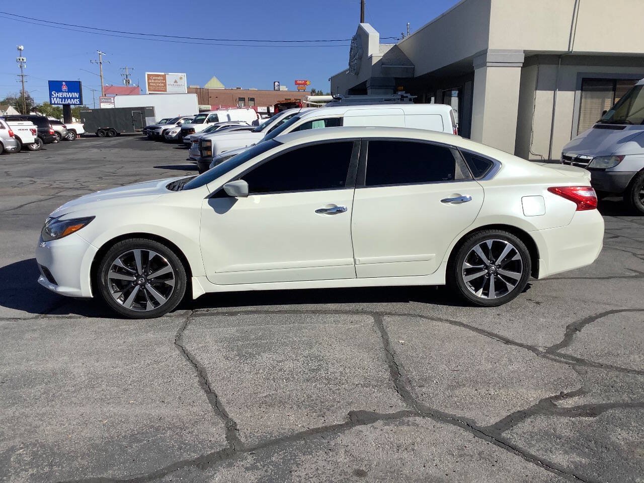 Used 2017 Nissan Altima 3.5 SR FWD image 20