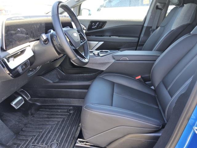 Used 2026 Cadillac Optiq Luxury 1 RWD image 7