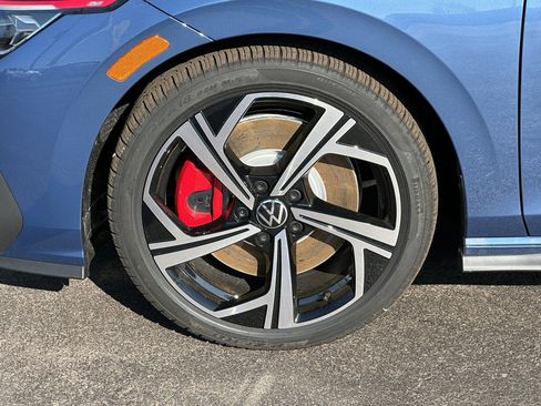 New 2026 Volkswagen Golf SE image 6