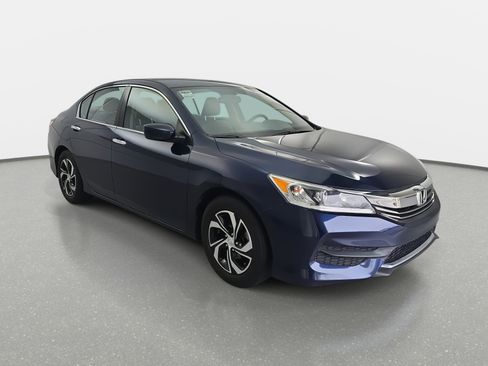 Used 2016 Honda Accord LX image 3