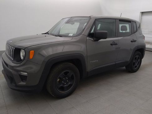 Used 2021 Jeep Renegade Sport FWD image 2