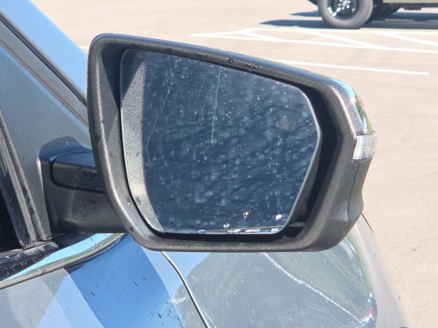 Used 2018 Chevrolet Equinox Premier FWD image 6