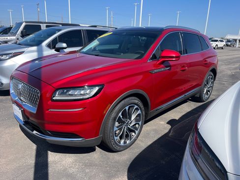Used 2021 Lincoln Nautilus Reserve FWD image 1
