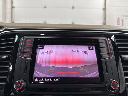 Used 2019 Volkswagen Beetle 2.0T Final Edition SEL image 30