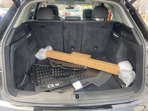 Used 2023 Audi Q5 2.0T Premium w/ Convenience Package image 21