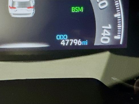 Used 2024 Toyota RAV4 XLE image 19