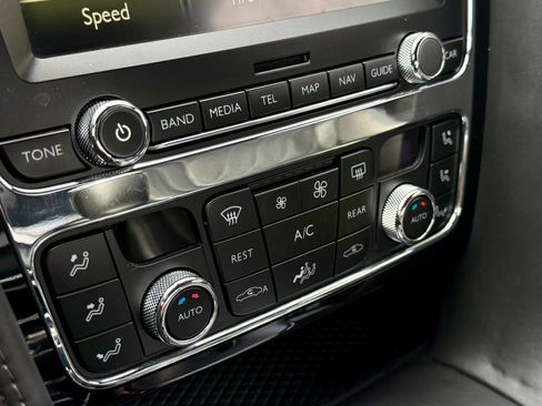 Used 2017 Bentley Continental GT image 33