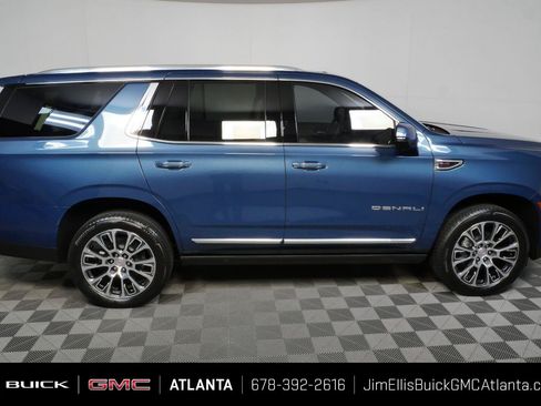 New 2026 GMC Yukon Denali w/ Sun & Power Step Package AWD/4WD image 2